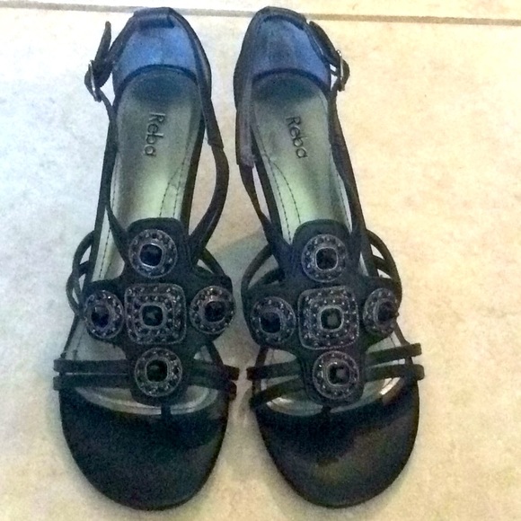 Reba Jeweled Black Heels Sz 8 - Picture 2 of 6